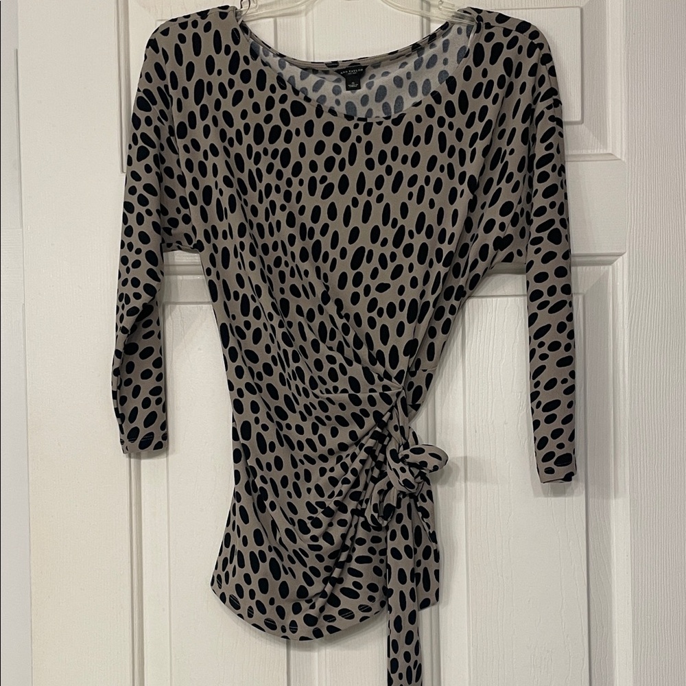 Ann Taylor Women's S Top - Black and Tan